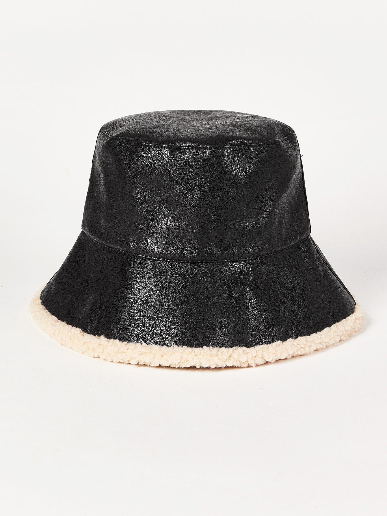 Bob Fourrure Cuir & Moumoute (imperméable)